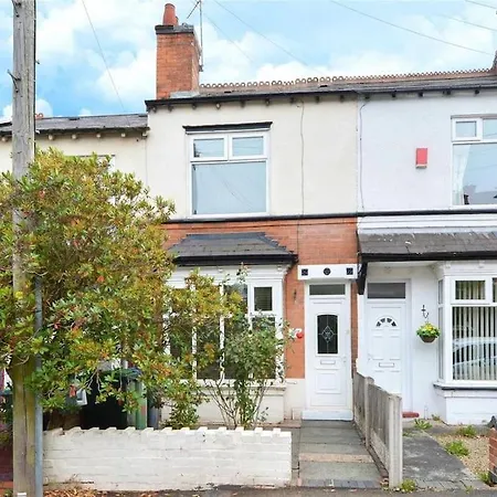 Free Parking Private 4 Bedroom House * Birmingham