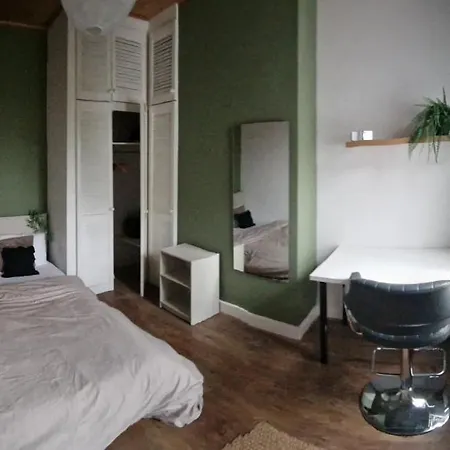 Free Parking Private 4 Bedroom House Birmingham